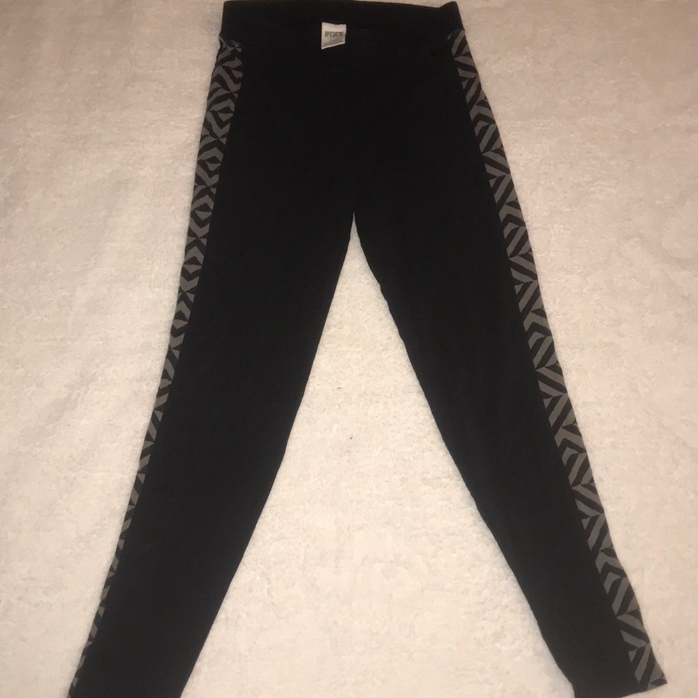 PINK Victoria’s Secret leggings